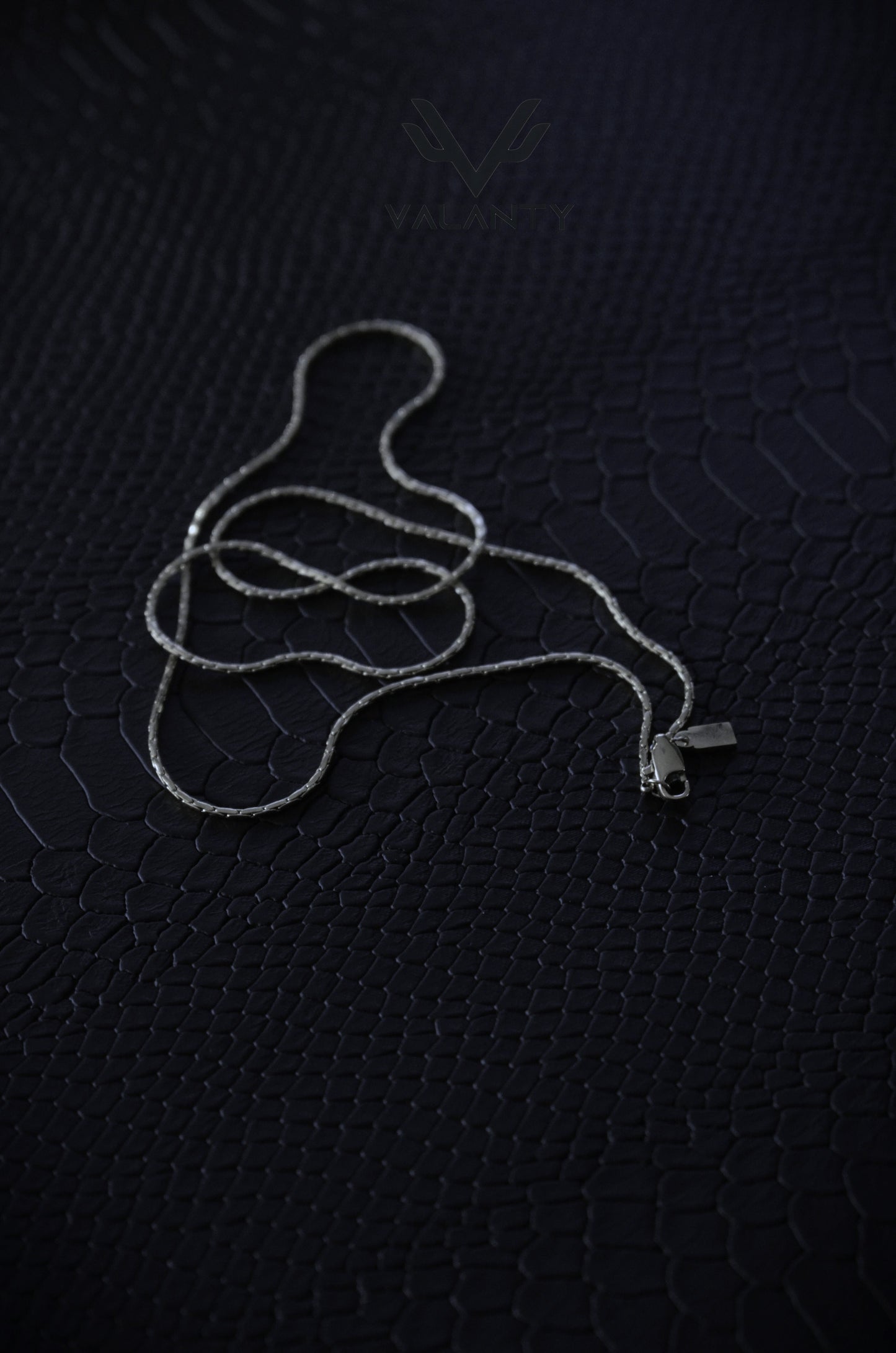 Minimalist Wire Necklace