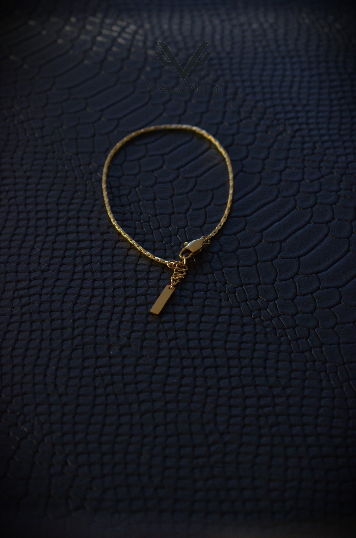 Minimalist Wire Bracelet