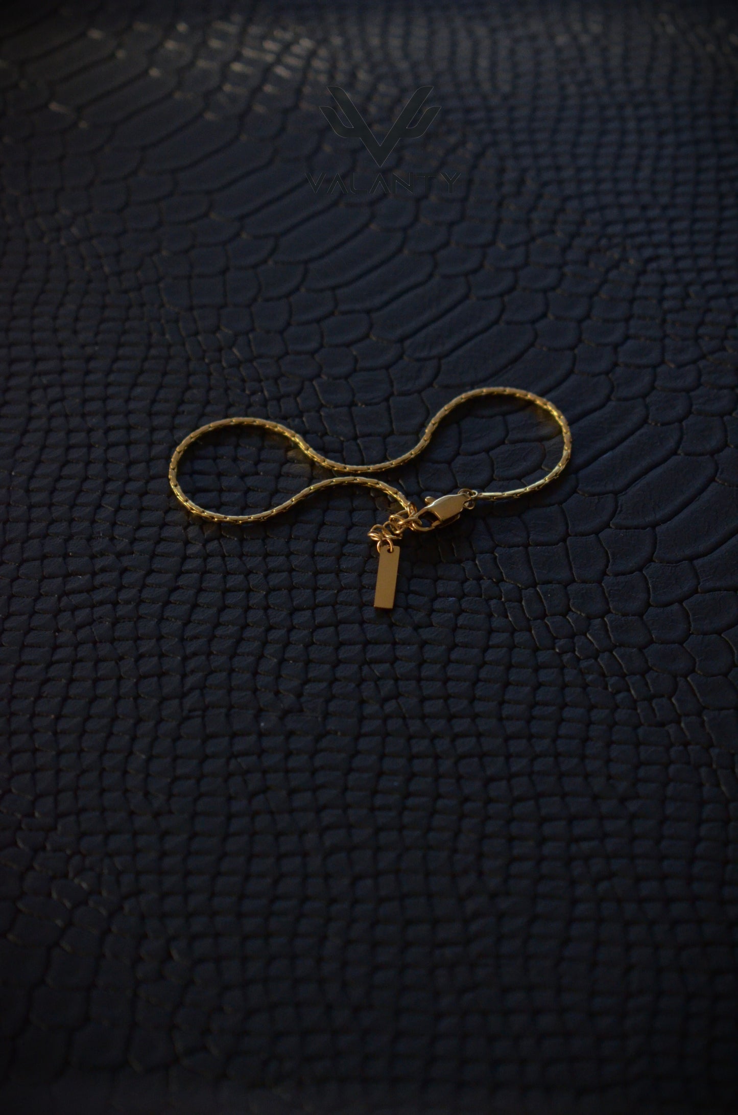 Minimalist Wire Bracelet