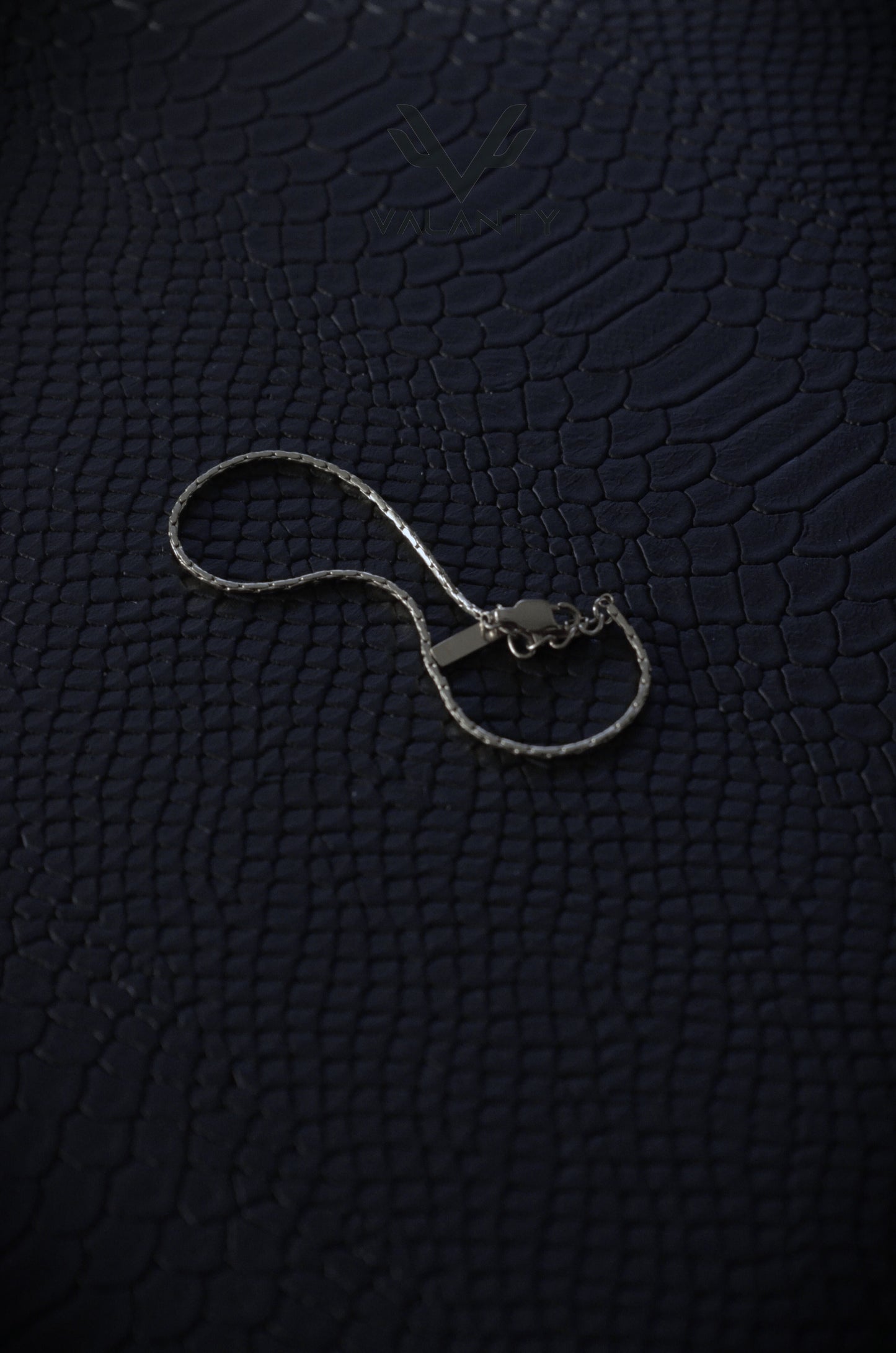 Minimalist Wire Bracelet