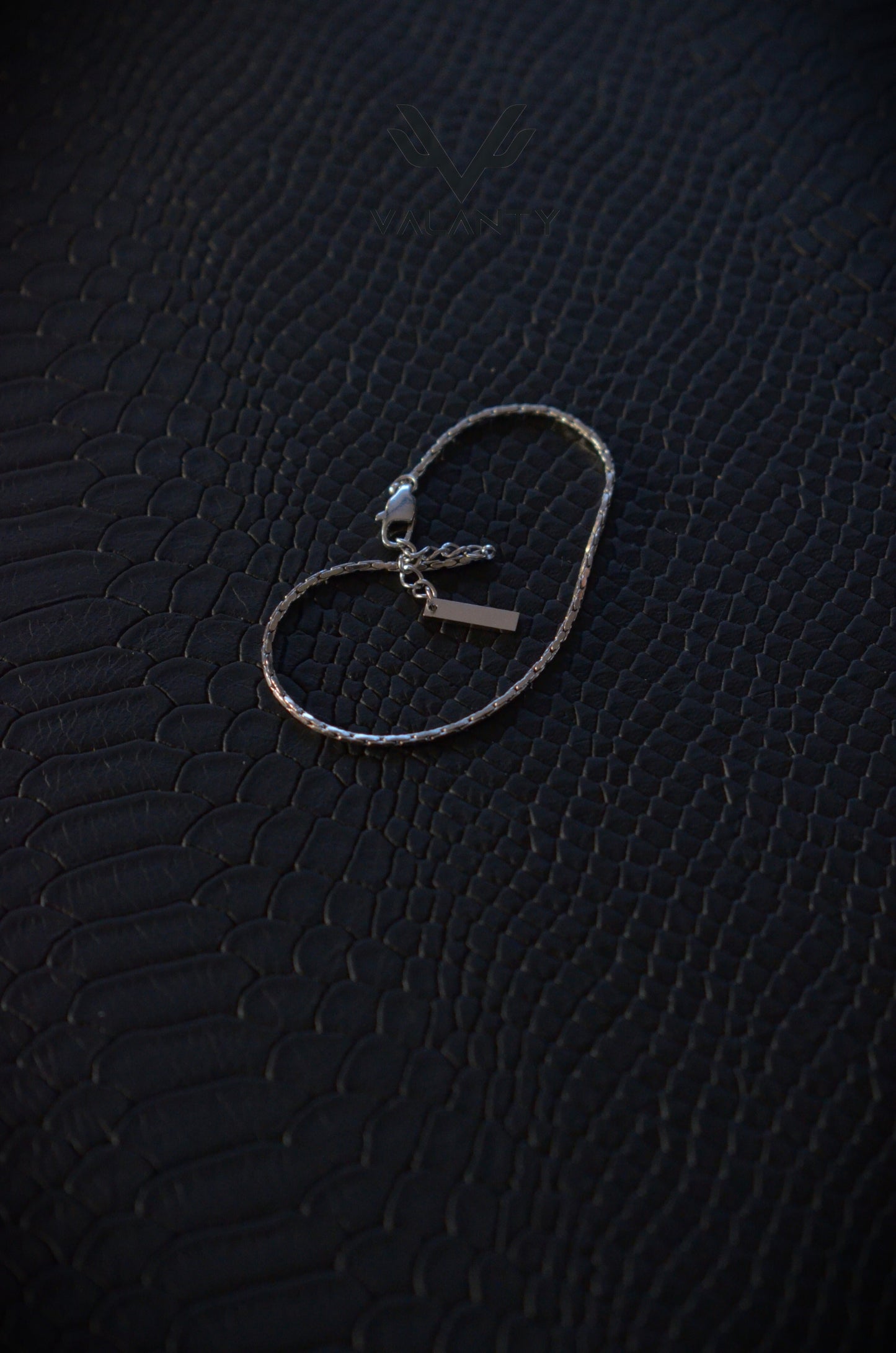Minimalist Wire Bracelet