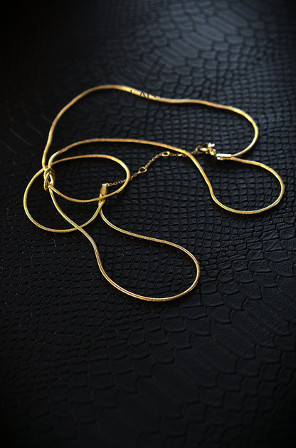 Minimalist Knotted Rope Necklace