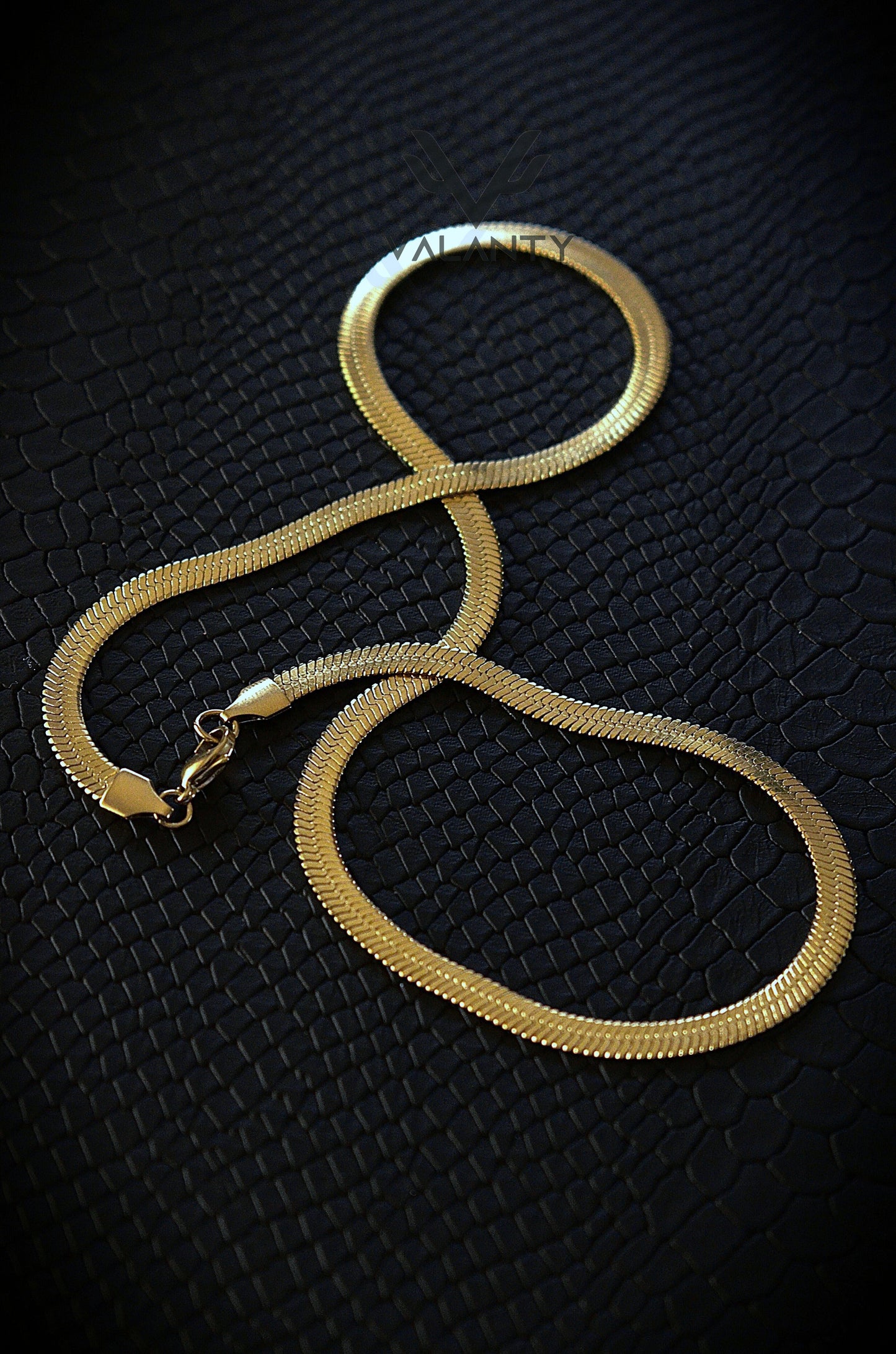 Choker Necklace