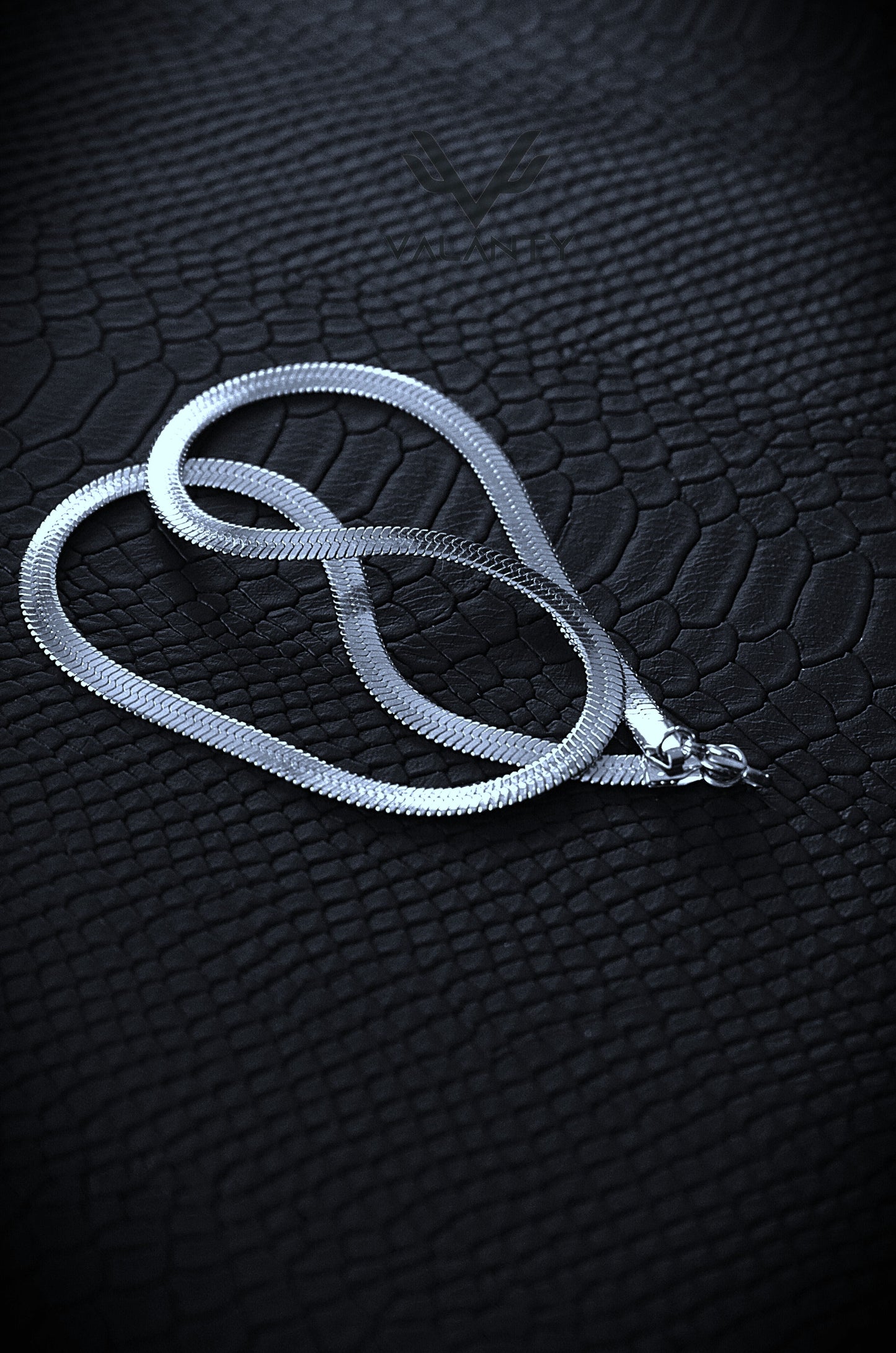 Choker Necklace