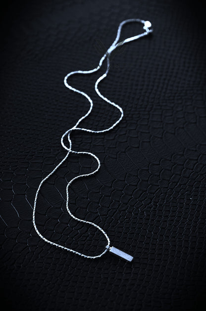 Minimalist Wire Pendant Necklace