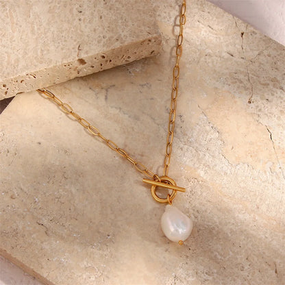 Irregular Pearl Necklace