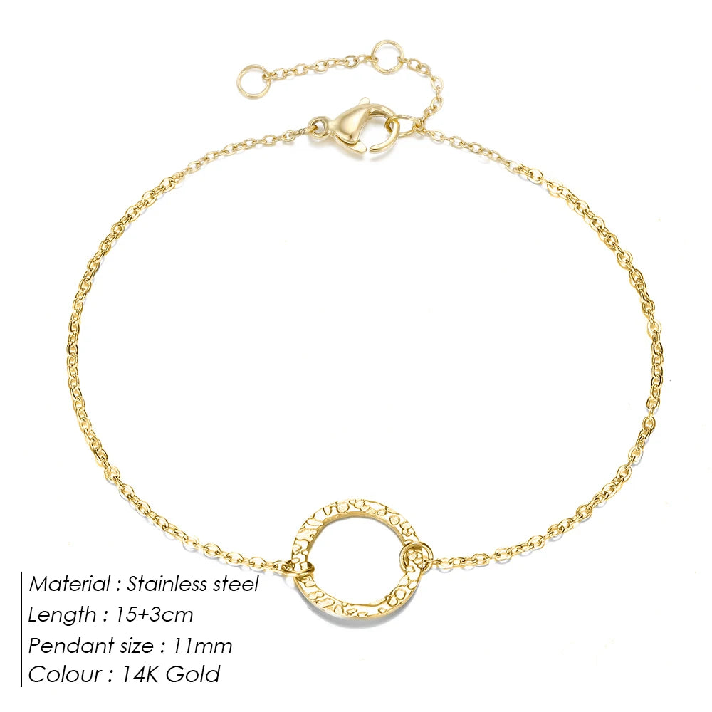 Fine Loop Bracelet