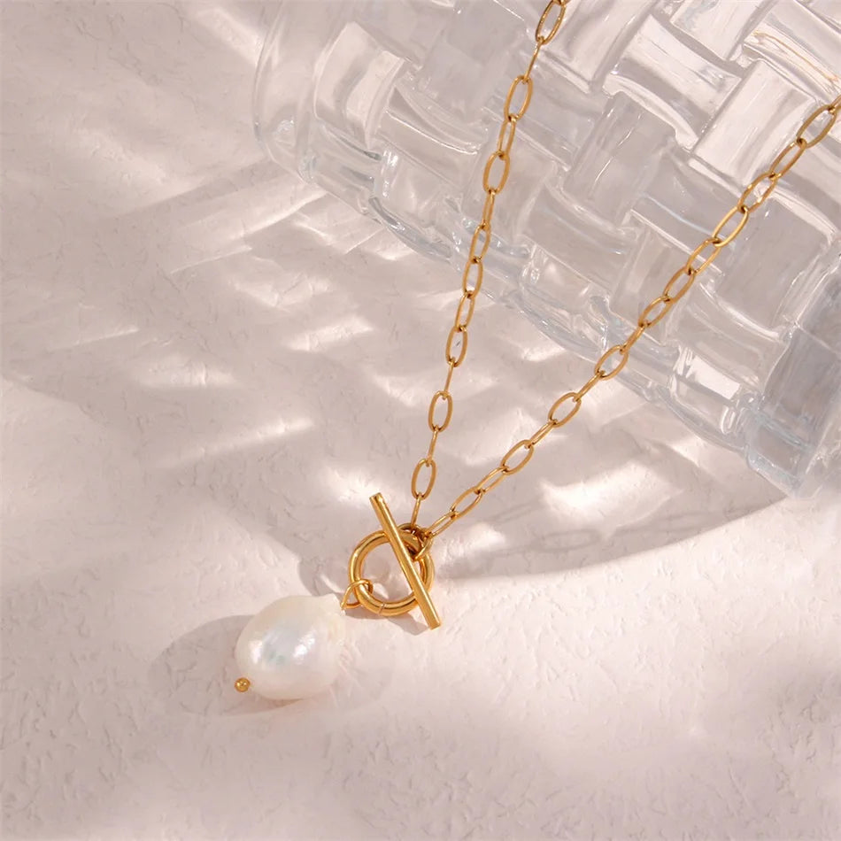 Irregular Pearl Necklace