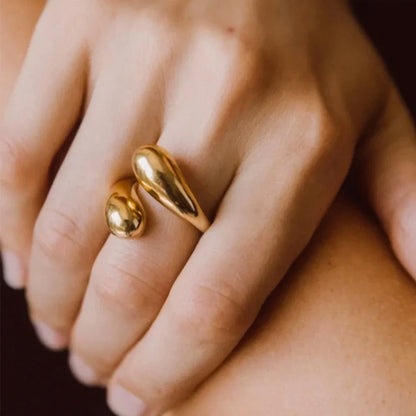 "Raindrop" Glossy Ring