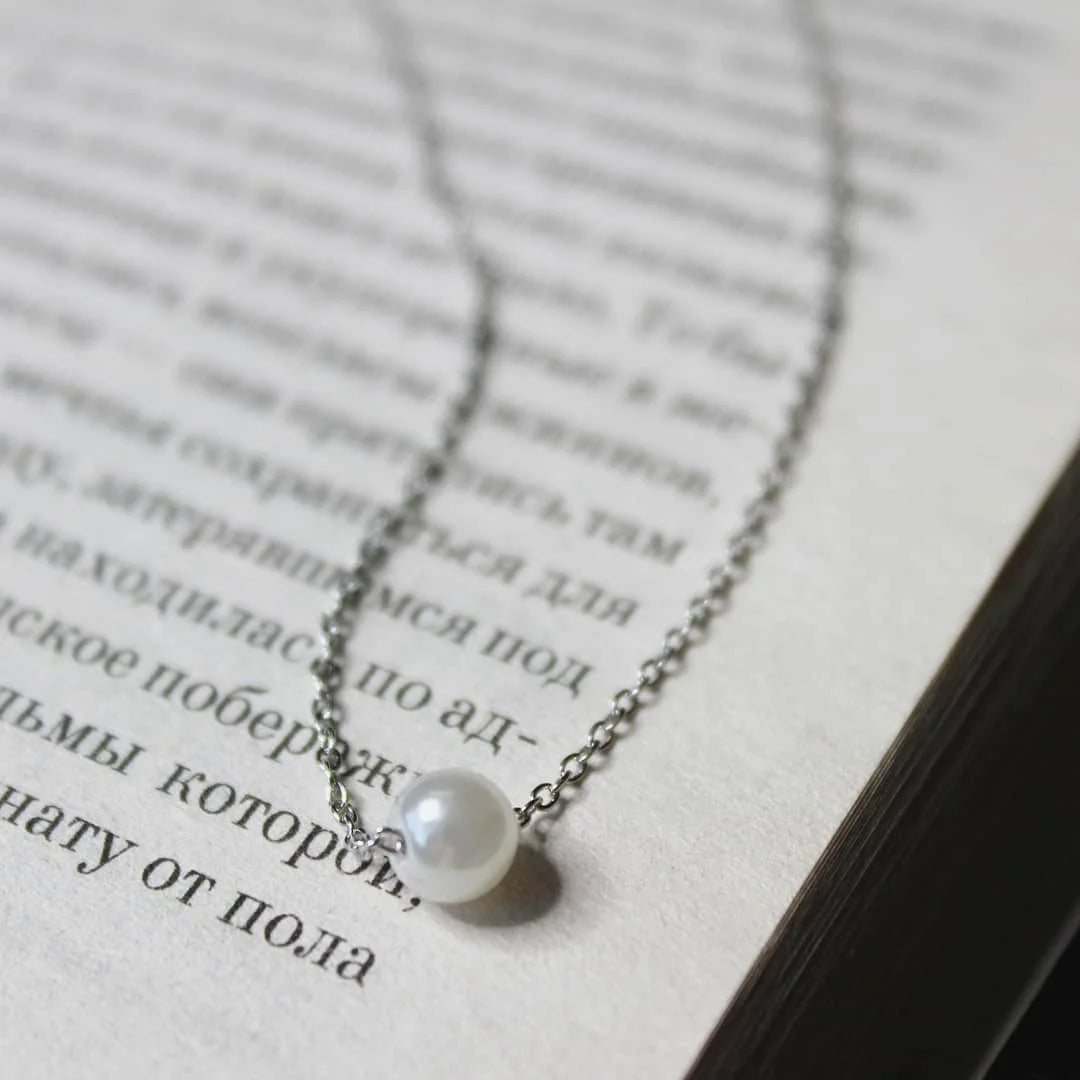 Pearl Pendant Necklace