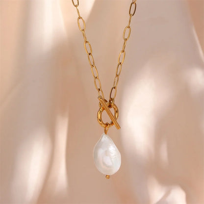 Irregular Pearl Necklace