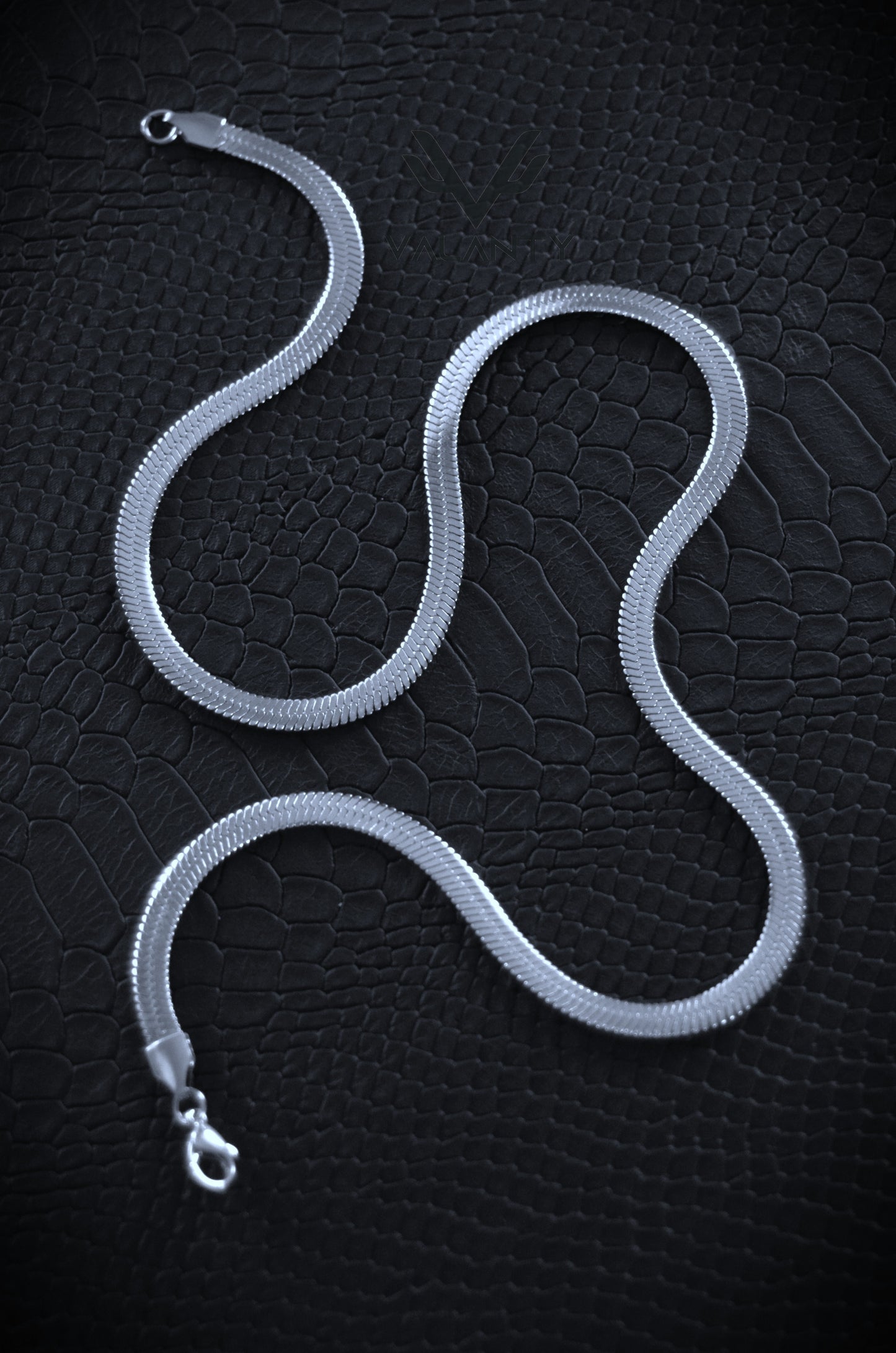 Choker Necklace