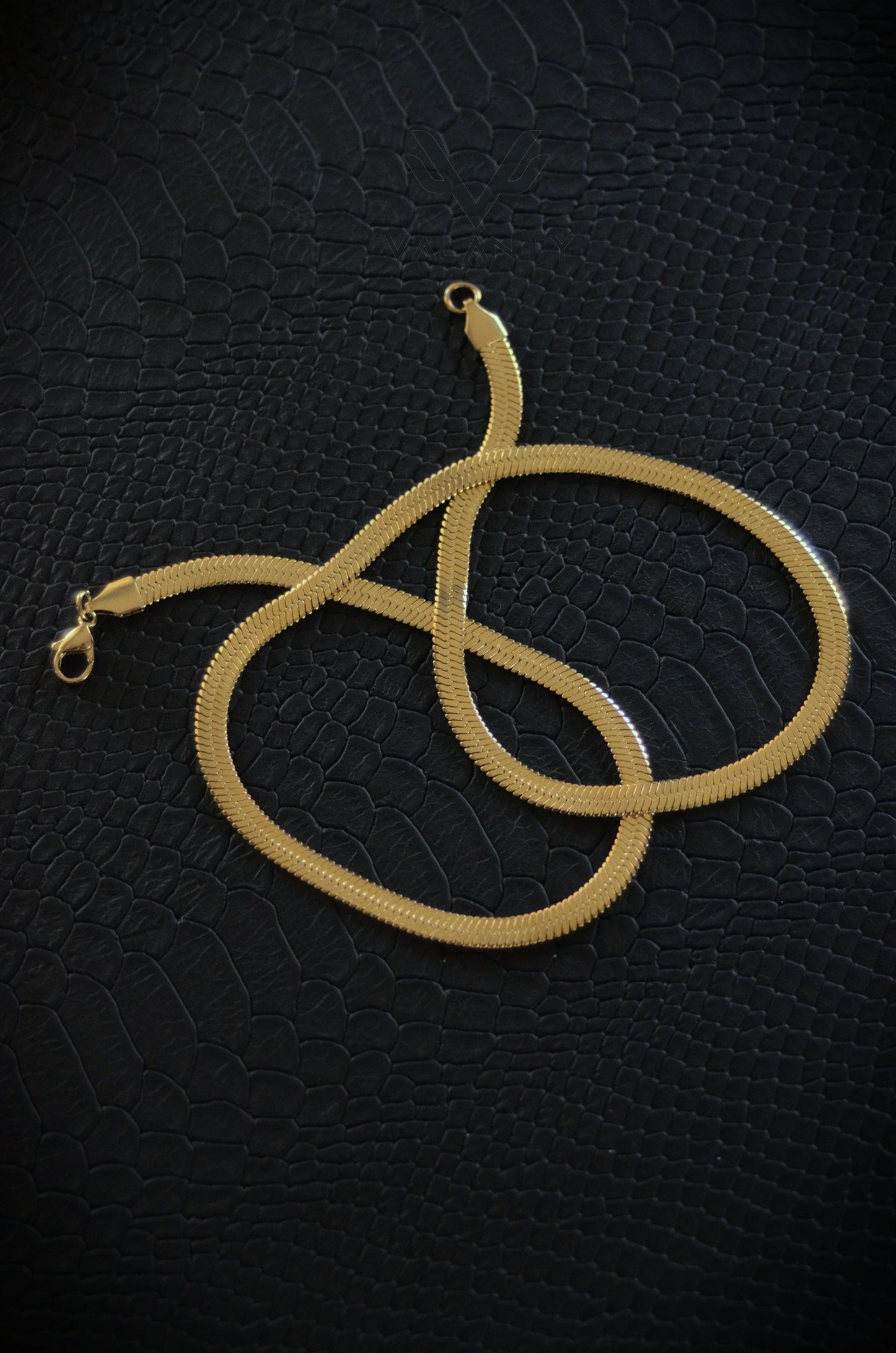 Choker Necklace