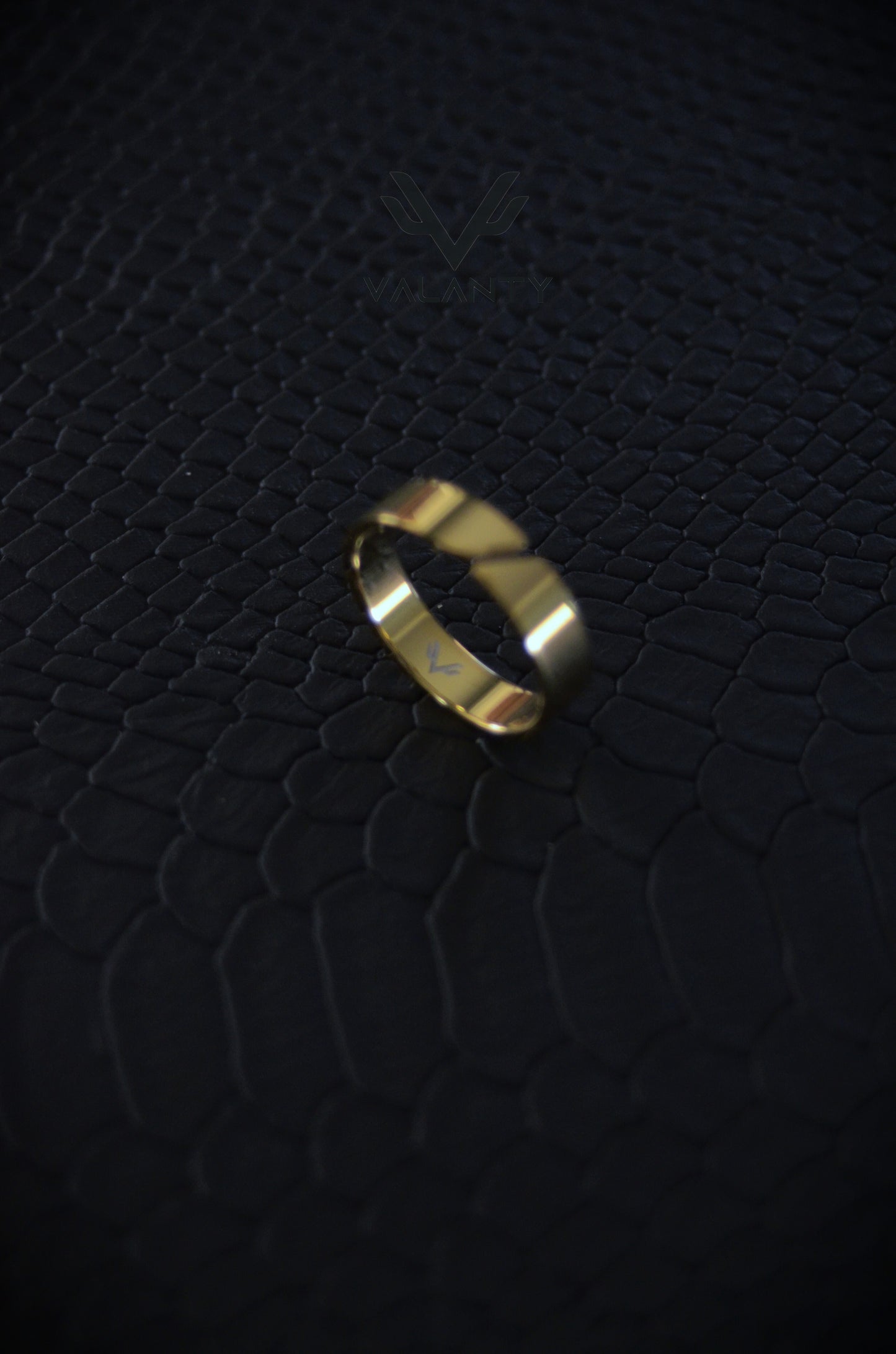 Minimalist Unisize Ring