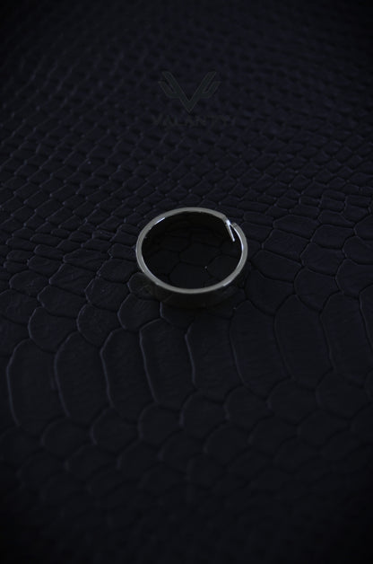 Minimalist Unisize Ring