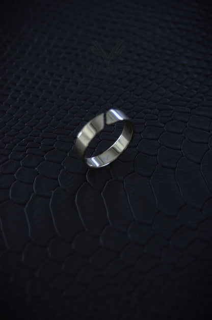 Minimalist Unisize Ring
