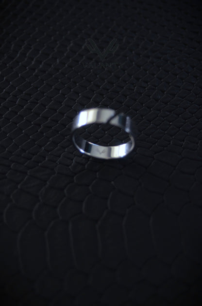 Minimalist Unisize Ring